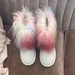 Bear Paw brand new mongolian lamb boots